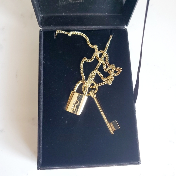 FINAL SALE ❤Victoria Secret Lock Key Long Necklace - Picture 2 of 6